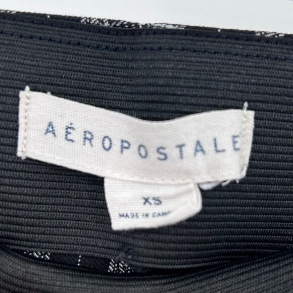 Aeropostale Plaid Flare Pants Elastic Waist Black White Academia Womens Sz XS - Picture 7 of 11